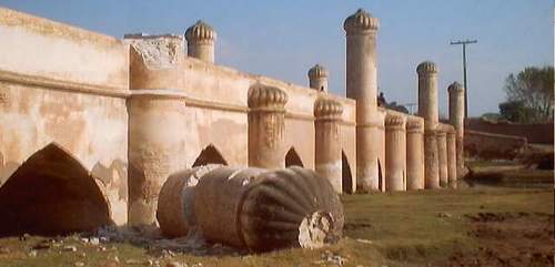Mughal Sethi Bridge Fallen Pillar
