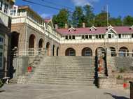 The stairway leading up to the flat where hundreds of CJM students have passed some of their most memorable times - Photo: AJ Nov 2006