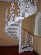 The elegant spiral stairway inside the Chapel: An old CJM legend says that angels carry the prayers upwards via this stairway! - Photo: AJ Nov 2006