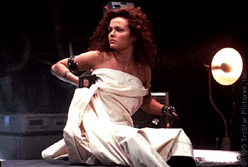 DINA MEYER