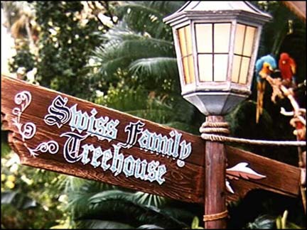 Swiss Family Treehouse Entrance Sign