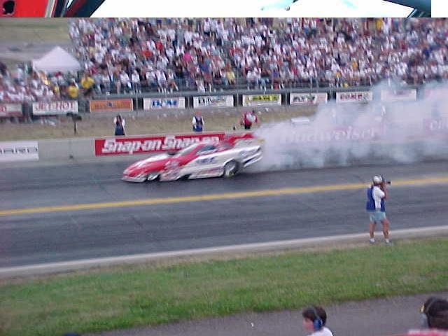dragcar2.JPG (47830 bytes)