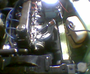 engine.jpg (19795 bytes)