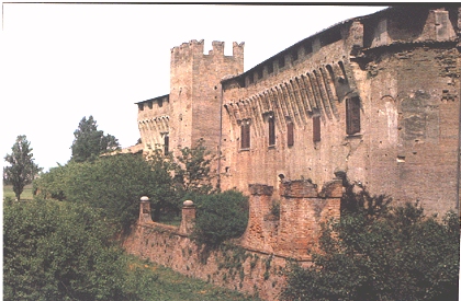 Castl.jpg (112775 byte)