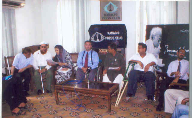 PressClub3.jpg (635585 bytes)