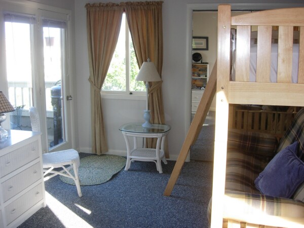 2nd Bedroom with Full sized lower bed