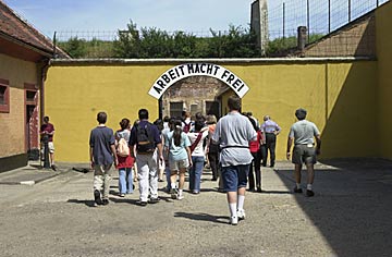 Arbeit macht frei: Work makes free