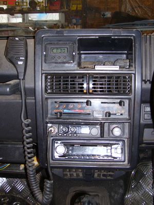 CB Radio mounted using ashtray bracket