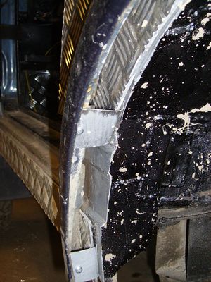 Gap under arches allows water straight through&nbsp; - Less Rust