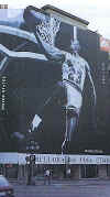 poster gigante en olimpicos.jpg (33504 bytes)