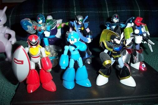 Ironbuster.  left to right, rear: All X, Black Zero, Blue 
Plated X, Tenguman.  left to right, front: Blues, Rockman, Forte.  way in the back: Mewtwo 
and Piccolo.