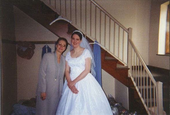 062400-Wedding-02.JPG