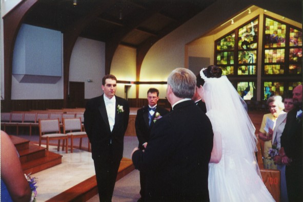 062400-Wedding-08.JPG