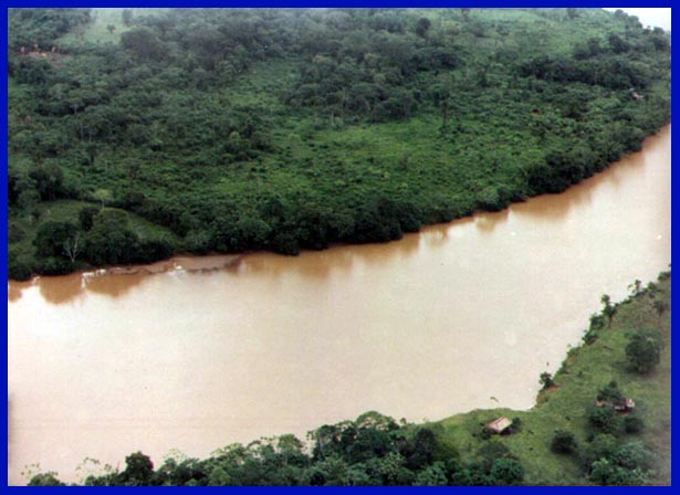 ECUADOR IS ON TOP. THIS IS A VERY DANGEROUS AREA. MUCHO GUERILLAS
