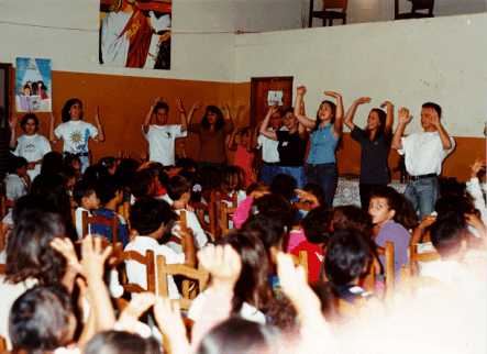 Evangelizadores e evangelizandos em a��o no NAFA.