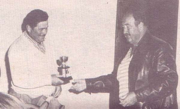 Historia Argentina,General Rodriguez,Serenisima,Pascual Mastellone,empresas,industrias lacteas,agroindustrias,www.diarioaccion.com.ar,John Travolta,Nicholas Cage,Contracara,cirugias esteticas,rostro,lipoaspiraciones,medicina,cirujanos,operaciones,Maria Reich,Nazca,lineas,calendario astronomico,Peru,dibujos,astronomia,geometria,Bernd Teichert,mapas,Ana Mar&iacute;a Cogorno,ovnis,misterios,Cristobal Colon,Hernando,Diego,catedral Sevillana,Cartuja Pickman,Jos&eacute; Antonio Lorente,Granada,ADN;restos,Marcial Castro,antropologia,Republica Dominicana,www.egipto.com,Egipto,Keops,piramides,descubrimientos,Aton,Ankh,tumbas,sarcofacos,momias,embalsamamientos,Kefren,camaras secretas,Nefertiti,Amenofis,Nilo,inundaciones,Blade Runner,Ridley Scott, Richard Dawkins,Steven Pinker,Harrison Ford,Stephen Minger,Stanley Kubrick,Daryl Hanna,replicantes,androides,ciencia ficcion,Contactos,SHGb02+14a,proyecto SETI,Search for Extra Terrestial Intelligence,SETI@home,Robert Zemeckis,Jodie Foster,Dan Wertheimer,New Scientist,Arecibo,Puerto Rico,civilizaciones extraterrestres,Ma libert&eacute; de penser,Florent Pagny,Argentina,France,Patagonia,Argentine,Azucena Caama&ntilde;o,Savoir aimer,artistes,musique,musica,CD,cantores,ventas,compras,ranking,Paparazzi,Isabel Sartorius,Borbon,Ortiz Pati&ntilde;o,Vallejo Najera,Entrecanales,Mora Figueroa,Antonio Montero,Sainz Vicu&ntilde;a,Espa&ntilde;a,jet set,Mallorca,Ibiza,John Fitzgerald Kennedy,Lee Harvey Oswald,Vitaliy Fadeyev,Lawrence Berkeley,Carl Haber,Fidel Castro,Lyndon B. Johnson,Jackie,Onassis,Irma Roy,Carolina Papaleo,Osvaldo,diputada nacional,Congreso,Argentina,Raul Granillo Ocampo,politica,justicialismo,peronismo,cine,television,La Horqueta,San Isidro,que se vayan todos,diciembre 2001,2002,2003,2004,maria julia alsogaray,alvaros,,Roberto Mart&iacute;nez Medina,Maria Julia Alsogaray,Ra&uacute;l Granillo Ocampo,Jorge Rodr&iacute;guez,V&iacute;ctor Alderete,Claudia Bello,Angel Massa,Alfredo Yabran,Mario Pontaquarto,Nestor Carlos Kirchner,Cristina Elizabeth Fernandez,corrupcion,senado,general rodriguez,anibal,fernandez,alberto,fernando de la rua,ines pertine,eduardo duhalde,hilda chiche gonzalez,2000,2001,2002,2003,2004,Museos,www.louvre.fr,Leonardo Da Vinci,Gioconda,Mona Lisa,Italia,Francia,France,inventos,Italy,renacimiento,historia,cuadros,links,images,postcards,photos,fotos,imagenes,postales,pictures,historia,arqueologia,descubrimientos,culturales,agenda,infodiario,diario accion,buenos aires,argentina,Diario Accion de General Rodriguez, politica, actualidad, noticias e informacion, personalidades e instituciones, policiales, galerias de fotos; historia de General Rodriguez, sus origenes, edificios, estancias, habitos y costumbres, anecdotas, comercios e industrias, los fundadores, antiguas instituciones, fotos e imagenes; suplementos especiales: la crisis politica, economica y social de la Argentina, los acontecimientos de Diciembre de 2001, articulos y entrevistas; Emigracion: toda la informacion destinada a aquellos que desean emigrar, radicarse o estudiar en el exterior, visas, pasaportes, consejos, guias, informacion util, links; Trueque: novedades e informacion, links, estructura del trueque; el casamiento de Maxima Zorreguieta y el principe Guillermo Alejandro de Holanda; Guerra de Afganistan: galeria de imagenes e informacion sobre la primera guerra del siglo XXI; la guerra de Irak, Bagdad, Georges W. Bush, Saddam Husseim, el atentado a las torres Gemelas de Nueva York, las twin towers, el 11-s, y descripcion del hecho que conmovio al mundo; Empleo: consultoras, clasificados, agencias de empleo, consejos e informacion util, curriculum vitae, como confeccionarlos, noticias de actualidad; 
Los numeros de la crisis: Las consecuencias de la crisis politica, economica y social; estadisticas, pobreza, desnutricion, salud y asistencia; noticias regionales y provinciales, columnas y editoriales; informacion para negocios: pymes, links, empresas y negocios; Agenda Cultural con toda la informacion de cursos, universidades, talleres, escuelas y oportunidades, exposiciones de arte de la region; buscadores en Internet, Enlaces: links a los mejores sitios de educacion, cultura, arte, biografias, politica, interes general, web, Links del Diario Accion: RMS Titanic, su historia, su tragico viaje inaugural; historias, testimonios, documentos y articulos sobre el naufragio; links y sitios sobre el tema; la pelicula de Cameron, fotos e imagenes; suplementos especiales, Historia Argentina y de General Rodriguez, la llegada de la democracia en General Rodriguez, la asuncion de Juan Lumbreras como intendente en 1983, galeria de imagenes, sus palabras y los actos, su gabinete, festejos de la comunidad. Fundacion del pueblo de General Rodriguez, sus instituciones y personalidades relevantes, arquitectura y edificios, comercios e industrias, sus comienzos, estancias, inmigraciones italianas, espa&ntilde;olas, vascas e irlandesas, anecdotas y efemerides, sus hombres ilustres, el Hospital Vicente Lopez y Planes, su fundacion por las Damas de Beneficencia, el hundimiento del crucero General Belgrano, testimonios de ex combatientes y tripulantes, su comandante Hector Elias Bonzo, fotos e imagenes, recuerdos y homenajes, historia de la familia Bonzo de General Rodriguez, entrevistas y articulos periodisticos. La guerra de Malvinas en el Atlantico Sur, el conflicto belico con Gran Breta&ntilde;a de 1982, politicos relevantes, Benjamin Paez y Trueba, fotos antiguas de familias fundadoras, galerias de imagenes de pobladores, recorrida virtual por el antiguo General Rodriguez, el paso de la Infanta en 1910, historia de La Serenisima, la familia Mastellone, La Choza, Bernardo de Irigoyen, peronismo y radicalismo y muchisimo mas,Diario Accion de General Rodriguez, politica, actualidad, noticias e informacion, personalidades e instituciones, policiales, galerias de fotos; historia de General Rodriguez, sus origenes, edificios, estancias, habitos y costumbres, anecdotas, comercios e industrias, los fundadores, antiguas instituciones, fotos e imagenes; suplementos especiales: la crisis politica, economica y social de la Argentina, los acontecimientos de Diciembre de 2001, articulos y entrevistas; Emigracion: toda la informacion destinada a aquellos que desean emigrar, radicarse o estudiar en el exterior, visas, pasaportes, consejos, guias, informacion util, links; Trueque: novedades e informacion, links, estructura del trueque; el casamiento de Maxima Zorreguieta y el principe Guillermo Alejandro de Holanda; Guerra de Afganistan: galeria de imagenes e informacion sobre la primera guerra del siglo XXI; el atentado a las torres Gemelas de Nueva York y dscripcion del hecho que conmovio al mundo; Empleo: consultoras, clasificados, agencias de empleo, consejos e informacion util, curriculum vitae, como confeccionarlos, noticias de actualidad; 
Los numeros de la crisis: Las consecuencias de la crisis politica, economica y social; estadisticas, pobreza, desnutricion, salud y asistencia; noticias regionales y provinciales, columnas y editoriales; informacion para negocios: pymes, links, empresas y negocios; Agenda Cultural con toda la informacion de cursos, universidades, talleres, escuelas y oportunidades, exposiciones de arte de la region; buscadores en Internet, Enlaces: links a los mejores sitios de educacion, cultura, arte, biografias, politica, interes general, web, Links del Diario Accion: RMS Titanic, su historia, su tragico viaje inaugural; historias, testimonios, documentos y articulos sobre el naufragio; links y sitios sobre el tema; la pelicula de Cameron, fotos e imagenes; suplementos especiales y muchisimo mas
