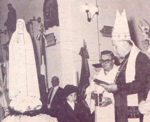 Historia Argentina,General Rodriguez,Serenisima,Pascual Mastellone,empresas,industrias lacteas,agroindustrias,www.diarioaccion.com.ar,John Travolta,Nicholas Cage,Contracara,cirugias esteticas,rostro,lipoaspiraciones,medicina,cirujanos,operaciones,Maria Reich,Nazca,lineas,calendario astronomico,Peru,dibujos,astronomia,geometria,Bernd Teichert,mapas,Ana Mar&iacute;a Cogorno,ovnis,misterios,Cristobal Colon,Hernando,Diego,catedral Sevillana,Cartuja Pickman,Jos&eacute; Antonio Lorente,Granada,ADN;restos,Marcial Castro,antropologia,Republica Dominicana,www.egipto.com,Egipto,Keops,piramides,descubrimientos,Aton,Ankh,tumbas,sarcofacos,momias,embalsamamientos,Kefren,camaras secretas,Nefertiti,Amenofis,Nilo,inundaciones,Blade Runner,Ridley Scott, Richard Dawkins,Steven Pinker,Harrison Ford,Stephen Minger,Stanley Kubrick,Daryl Hanna,replicantes,androides,ciencia ficcion,Contactos,SHGb02+14a,proyecto SETI,Search for Extra Terrestial Intelligence,SETI@home,Robert Zemeckis,Jodie Foster,Dan Wertheimer,New Scientist,Arecibo,Puerto Rico,civilizaciones extraterrestres,Ma libert&eacute; de penser,Florent Pagny,Argentina,France,Patagonia,Argentine,Azucena Caama&ntilde;o,Savoir aimer,artistes,musique,musica,CD,cantores,ventas,compras,ranking,Paparazzi,Isabel Sartorius,Borbon,Ortiz Pati&ntilde;o,Vallejo Najera,Entrecanales,Mora Figueroa,Antonio Montero,Sainz Vicu&ntilde;a,Espa&ntilde;a,jet set,Mallorca,Ibiza,John Fitzgerald Kennedy,Lee Harvey Oswald,Vitaliy Fadeyev,Lawrence Berkeley,Carl Haber,Fidel Castro,Lyndon B. Johnson,Jackie,Onassis,Irma Roy,Carolina Papaleo,Osvaldo,diputada nacional,Congreso,Argentina,Raul Granillo Ocampo,politica,justicialismo,peronismo,cine,television,La Horqueta,San Isidro,que se vayan todos,diciembre 2001,2002,2003,2004,maria julia alsogaray,alvaros,,Roberto Mart&iacute;nez Medina,Maria Julia Alsogaray,Ra&uacute;l Granillo Ocampo,Jorge Rodr&iacute;guez,V&iacute;ctor Alderete,Claudia Bello,Angel Massa,Alfredo Yabran,Mario Pontaquarto,Nestor Carlos Kirchner,Cristina Elizabeth Fernandez,corrupcion,senado,general rodriguez,anibal,fernandez,alberto,fernando de la rua,ines pertine,eduardo duhalde,hilda chiche gonzalez,2000,2001,2002,2003,2004,Museos,www.louvre.fr,Leonardo Da Vinci,Gioconda,Mona Lisa,Italia,Francia,France,inventos,Italy,renacimiento,historia,cuadros,links,images,postcards,photos,fotos,imagenes,postales,pictures,historia,arqueologia,descubrimientos,culturales,agenda,infodiario,diario accion,buenos aires,argentina,Diario Accion de General Rodriguez, politica, actualidad, noticias e informacion, personalidades e instituciones, policiales, galerias de fotos; historia de General Rodriguez, sus origenes, edificios, estancias, habitos y costumbres, anecdotas, comercios e industrias, los fundadores, antiguas instituciones, fotos e imagenes; suplementos especiales: la crisis politica, economica y social de la Argentina, los acontecimientos de Diciembre de 2001, articulos y entrevistas; Emigracion: toda la informacion destinada a aquellos que desean emigrar, radicarse o estudiar en el exterior, visas, pasaportes, consejos, guias, informacion util, links; Trueque: novedades e informacion, links, estructura del trueque; el casamiento de Maxima Zorreguieta y el principe Guillermo Alejandro de Holanda; Guerra de Afganistan: galeria de imagenes e informacion sobre la primera guerra del siglo XXI; la guerra de Irak, Bagdad, Georges W. Bush, Saddam Husseim, el atentado a las torres Gemelas de Nueva York, las twin towers, el 11-s, y descripcion del hecho que conmovio al mundo; Empleo: consultoras, clasificados, agencias de empleo, consejos e informacion util, curriculum vitae, como confeccionarlos, noticias de actualidad; 
Los numeros de la crisis: Las consecuencias de la crisis politica, economica y social; estadisticas, pobreza, desnutricion, salud y asistencia; noticias regionales y provinciales, columnas y editoriales; informacion para negocios: pymes, links, empresas y negocios; Agenda Cultural con toda la informacion de cursos, universidades, talleres, escuelas y oportunidades, exposiciones de arte de la region; buscadores en Internet, Enlaces: links a los mejores sitios de educacion, cultura, arte, biografias, politica, interes general, web, Links del Diario Accion: RMS Titanic, su historia, su tragico viaje inaugural; historias, testimonios, documentos y articulos sobre el naufragio; links y sitios sobre el tema; la pelicula de Cameron, fotos e imagenes; suplementos especiales, Historia Argentina y de General Rodriguez, la llegada de la democracia en General Rodriguez, la asuncion de Juan Lumbreras como intendente en 1983, galeria de imagenes, sus palabras y los actos, su gabinete, festejos de la comunidad. Fundacion del pueblo de General Rodriguez, sus instituciones y personalidades relevantes, arquitectura y edificios, comercios e industrias, sus comienzos, estancias, inmigraciones italianas, espa&ntilde;olas, vascas e irlandesas, anecdotas y efemerides, sus hombres ilustres, el Hospital Vicente Lopez y Planes, su fundacion por las Damas de Beneficencia, el hundimiento del crucero General Belgrano, testimonios de ex combatientes y tripulantes, su comandante Hector Elias Bonzo, fotos e imagenes, recuerdos y homenajes, historia de la familia Bonzo de General Rodriguez, entrevistas y articulos periodisticos. La guerra de Malvinas en el Atlantico Sur, el conflicto belico con Gran Breta&ntilde;a de 1982, politicos relevantes, Benjamin Paez y Trueba, fotos antiguas de familias fundadoras, galerias de imagenes de pobladores, recorrida virtual por el antiguo General Rodriguez, el paso de la Infanta en 1910, historia de La Serenisima, la familia Mastellone, La Choza, Bernardo de Irigoyen, peronismo y radicalismo y muchisimo mas,Diario Accion de General Rodriguez, politica, actualidad, noticias e informacion, personalidades e instituciones, policiales, galerias de fotos; historia de General Rodriguez, sus origenes, edificios, estancias, habitos y costumbres, anecdotas, comercios e industrias, los fundadores, antiguas instituciones, fotos e imagenes; suplementos especiales: la crisis politica, economica y social de la Argentina, los acontecimientos de Diciembre de 2001, articulos y entrevistas; Emigracion: toda la informacion destinada a aquellos que desean emigrar, radicarse o estudiar en el exterior, visas, pasaportes, consejos, guias, informacion util, links; Trueque: novedades e informacion, links, estructura del trueque; el casamiento de Maxima Zorreguieta y el principe Guillermo Alejandro de Holanda; Guerra de Afganistan: galeria de imagenes e informacion sobre la primera guerra del siglo XXI; el atentado a las torres Gemelas de Nueva York y dscripcion del hecho que conmovio al mundo; Empleo: consultoras, clasificados, agencias de empleo, consejos e informacion util, curriculum vitae, como confeccionarlos, noticias de actualidad; 
Los numeros de la crisis: Las consecuencias de la crisis politica, economica y social; estadisticas, pobreza, desnutricion, salud y asistencia; noticias regionales y provinciales, columnas y editoriales; informacion para negocios: pymes, links, empresas y negocios; Agenda Cultural con toda la informacion de cursos, universidades, talleres, escuelas y oportunidades, exposiciones de arte de la region; buscadores en Internet, Enlaces: links a los mejores sitios de educacion, cultura, arte, biografias, politica, interes general, web, Links del Diario Accion: RMS Titanic, su historia, su tragico viaje inaugural; historias, testimonios, documentos y articulos sobre el naufragio; links y sitios sobre el tema; la pelicula de Cameron, fotos e imagenes; suplementos especiales y muchisimo mas