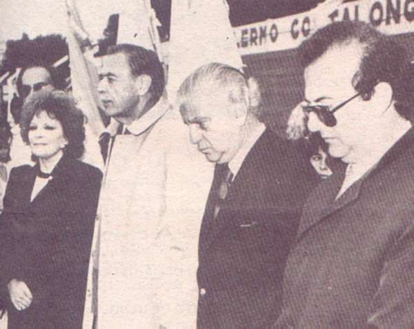 Historia Argentina,General Rodriguez,Serenisima,Pascual Mastellone,empresas,industrias lacteas,agroindustrias,www.diarioaccion.com.ar,John Travolta,Nicholas Cage,Contracara,cirugias esteticas,rostro,lipoaspiraciones,medicina,cirujanos,operaciones,Maria Reich,Nazca,lineas,calendario astronomico,Peru,dibujos,astronomia,geometria,Bernd Teichert,mapas,Ana Mar&iacute;a Cogorno,ovnis,misterios,Cristobal Colon,Hernando,Diego,catedral Sevillana,Cartuja Pickman,Jos&eacute; Antonio Lorente,Granada,ADN;restos,Marcial Castro,antropologia,Republica Dominicana,www.egipto.com,Egipto,Keops,piramides,descubrimientos,Aton,Ankh,tumbas,sarcofacos,momias,embalsamamientos,Kefren,camaras secretas,Nefertiti,Amenofis,Nilo,inundaciones,Blade Runner,Ridley Scott, Richard Dawkins,Steven Pinker,Harrison Ford,Stephen Minger,Stanley Kubrick,Daryl Hanna,replicantes,androides,ciencia ficcion,Contactos,SHGb02+14a,proyecto SETI,Search for Extra Terrestial Intelligence,SETI@home,Robert Zemeckis,Jodie Foster,Dan Wertheimer,New Scientist,Arecibo,Puerto Rico,civilizaciones extraterrestres,Ma libert&eacute; de penser,Florent Pagny,Argentina,France,Patagonia,Argentine,Azucena Caama&ntilde;o,Savoir aimer,artistes,musique,musica,CD,cantores,ventas,compras,ranking,Paparazzi,Isabel Sartorius,Borbon,Ortiz Pati&ntilde;o,Vallejo Najera,Entrecanales,Mora Figueroa,Antonio Montero,Sainz Vicu&ntilde;a,Espa&ntilde;a,jet set,Mallorca,Ibiza,John Fitzgerald Kennedy,Lee Harvey Oswald,Vitaliy Fadeyev,Lawrence Berkeley,Carl Haber,Fidel Castro,Lyndon B. Johnson,Jackie,Onassis,Irma Roy,Carolina Papaleo,Osvaldo,diputada nacional,Congreso,Argentina,Raul Granillo Ocampo,politica,justicialismo,peronismo,cine,television,La Horqueta,San Isidro,que se vayan todos,diciembre 2001,2002,2003,2004,maria julia alsogaray,alvaros,,Roberto Mart&iacute;nez Medina,Maria Julia Alsogaray,Ra&uacute;l Granillo Ocampo,Jorge Rodr&iacute;guez,V&iacute;ctor Alderete,Claudia Bello,Angel Massa,Alfredo Yabran,Mario Pontaquarto,Nestor Carlos Kirchner,Cristina Elizabeth Fernandez,corrupcion,senado,general rodriguez,anibal,fernandez,alberto,fernando de la rua,ines pertine,eduardo duhalde,hilda chiche gonzalez,2000,2001,2002,2003,2004,Museos,www.louvre.fr,Leonardo Da Vinci,Gioconda,Mona Lisa,Italia,Francia,France,inventos,Italy,renacimiento,historia,cuadros,links,images,postcards,photos,fotos,imagenes,postales,pictures,historia,arqueologia,descubrimientos,culturales,agenda,infodiario,diario accion,buenos aires,argentina,Diario Accion de General Rodriguez, politica, actualidad, noticias e informacion, personalidades e instituciones, policiales, galerias de fotos; historia de General Rodriguez, sus origenes, edificios, estancias, habitos y costumbres, anecdotas, comercios e industrias, los fundadores, antiguas instituciones, fotos e imagenes; suplementos especiales: la crisis politica, economica y social de la Argentina, los acontecimientos de Diciembre de 2001, articulos y entrevistas; Emigracion: toda la informacion destinada a aquellos que desean emigrar, radicarse o estudiar en el exterior, visas, pasaportes, consejos, guias, informacion util, links; Trueque: novedades e informacion, links, estructura del trueque; el casamiento de Maxima Zorreguieta y el principe Guillermo Alejandro de Holanda; Guerra de Afganistan: galeria de imagenes e informacion sobre la primera guerra del siglo XXI; la guerra de Irak, Bagdad, Georges W. Bush, Saddam Husseim, el atentado a las torres Gemelas de Nueva York, las twin towers, el 11-s, y descripcion del hecho que conmovio al mundo; Empleo: consultoras, clasificados, agencias de empleo, consejos e informacion util, curriculum vitae, como confeccionarlos, noticias de actualidad; 
Los numeros de la crisis: Las consecuencias de la crisis politica, economica y social; estadisticas, pobreza, desnutricion, salud y asistencia; noticias regionales y provinciales, columnas y editoriales; informacion para negocios: pymes, links, empresas y negocios; Agenda Cultural con toda la informacion de cursos, universidades, talleres, escuelas y oportunidades, exposiciones de arte de la region; buscadores en Internet, Enlaces: links a los mejores sitios de educacion, cultura, arte, biografias, politica, interes general, web, Links del Diario Accion: RMS Titanic, su historia, su tragico viaje inaugural; historias, testimonios, documentos y articulos sobre el naufragio; links y sitios sobre el tema; la pelicula de Cameron, fotos e imagenes; suplementos especiales, Historia Argentina y de General Rodriguez, la llegada de la democracia en General Rodriguez, la asuncion de Juan Lumbreras como intendente en 1983, galeria de imagenes, sus palabras y los actos, su gabinete, festejos de la comunidad. Fundacion del pueblo de General Rodriguez, sus instituciones y personalidades relevantes, arquitectura y edificios, comercios e industrias, sus comienzos, estancias, inmigraciones italianas, espa&ntilde;olas, vascas e irlandesas, anecdotas y efemerides, sus hombres ilustres, el Hospital Vicente Lopez y Planes, su fundacion por las Damas de Beneficencia, el hundimiento del crucero General Belgrano, testimonios de ex combatientes y tripulantes, su comandante Hector Elias Bonzo, fotos e imagenes, recuerdos y homenajes, historia de la familia Bonzo de General Rodriguez, entrevistas y articulos periodisticos. La guerra de Malvinas en el Atlantico Sur, el conflicto belico con Gran Breta&ntilde;a de 1982, politicos relevantes, Benjamin Paez y Trueba, fotos antiguas de familias fundadoras, galerias de imagenes de pobladores, recorrida virtual por el antiguo General Rodriguez, el paso de la Infanta en 1910, historia de La Serenisima, la familia Mastellone, La Choza, Bernardo de Irigoyen, peronismo y radicalismo y muchisimo mas,Diario Accion de General Rodriguez, politica, actualidad, noticias e informacion, personalidades e instituciones, policiales, galerias de fotos; historia de General Rodriguez, sus origenes, edificios, estancias, habitos y costumbres, anecdotas, comercios e industrias, los fundadores, antiguas instituciones, fotos e imagenes; suplementos especiales: la crisis politica, economica y social de la Argentina, los acontecimientos de Diciembre de 2001, articulos y entrevistas; Emigracion: toda la informacion destinada a aquellos que desean emigrar, radicarse o estudiar en el exterior, visas, pasaportes, consejos, guias, informacion util, links; Trueque: novedades e informacion, links, estructura del trueque; el casamiento de Maxima Zorreguieta y el principe Guillermo Alejandro de Holanda; Guerra de Afganistan: galeria de imagenes e informacion sobre la primera guerra del siglo XXI; el atentado a las torres Gemelas de Nueva York y dscripcion del hecho que conmovio al mundo; Empleo: consultoras, clasificados, agencias de empleo, consejos e informacion util, curriculum vitae, como confeccionarlos, noticias de actualidad; 
Los numeros de la crisis: Las consecuencias de la crisis politica, economica y social; estadisticas, pobreza, desnutricion, salud y asistencia; noticias regionales y provinciales, columnas y editoriales; informacion para negocios: pymes, links, empresas y negocios; Agenda Cultural con toda la informacion de cursos, universidades, talleres, escuelas y oportunidades, exposiciones de arte de la region; buscadores en Internet, Enlaces: links a los mejores sitios de educacion, cultura, arte, biografias, politica, interes general, web, Links del Diario Accion: RMS Titanic, su historia, su tragico viaje inaugural; historias, testimonios, documentos y articulos sobre el naufragio; links y sitios sobre el tema; la pelicula de Cameron, fotos e imagenes; suplementos especiales y muchisimo mas