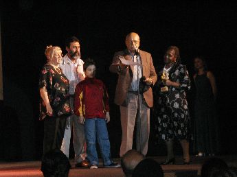 MEJOR CUADRO DE MAMA VIEJA Y GRAMILLERO: SERENATA AFRICANA.