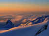 snow.jpg (35161 bytes)