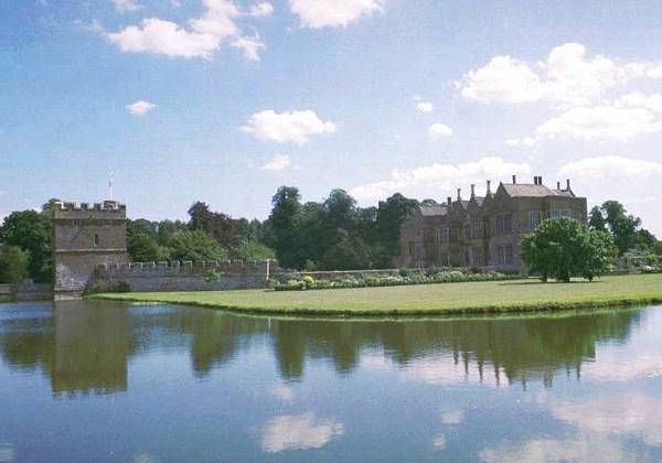 Broughton Castle