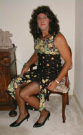 dress215ct.jpg (13922 bytes)