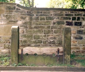 almondbury