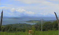 The lake at the foot of Volcan Arenal