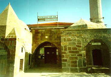 Seyitharun külliyesi