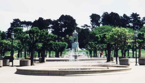 Fountain at Concourse