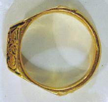 William Wytlesey's ring (1362-1374)