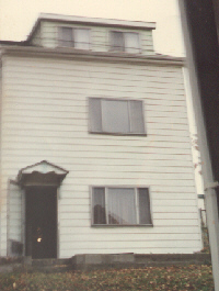 ghosthouse.jpg (33696 bytes)