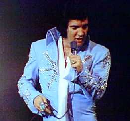 Elvis onstage 1975