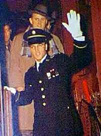 Elvis home from army