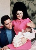 Elvis with Priscilla and newborn Lisa Marie