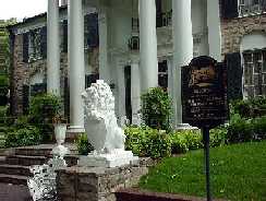Gracland entrance