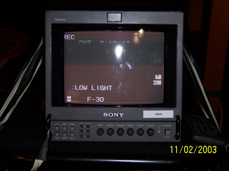 Monitor displays low light warning.