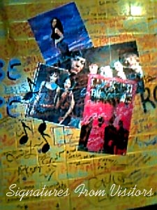 Visitors Wall Of Signatures
