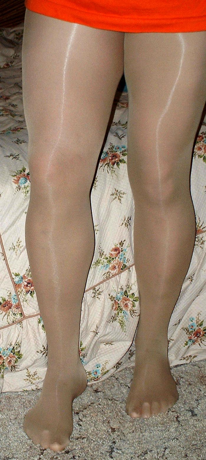 Wear Support Pantyhose Openly 83