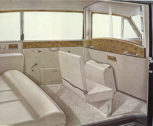 dm4_limo_rc.jpg (250799 bytes)