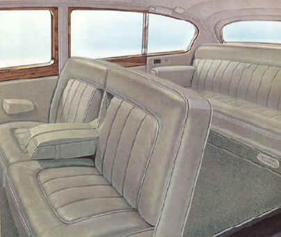 dm4_saloon.jpg (207010 bytes)