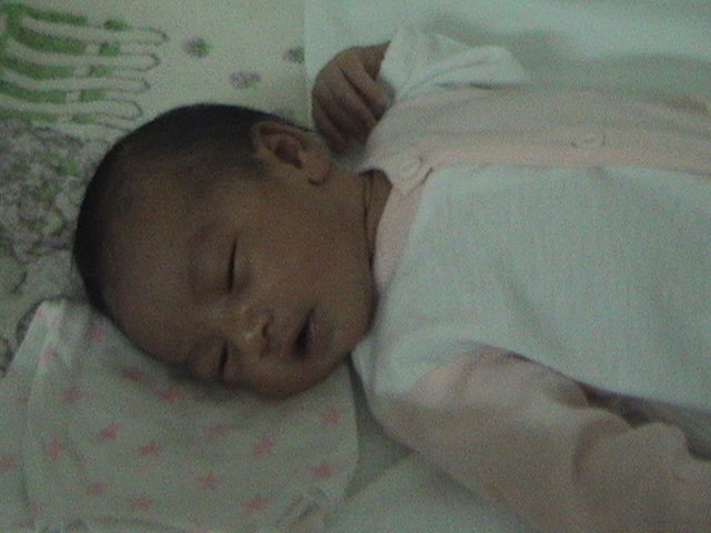 Shh..Pls dont disturb.I am sleeping..