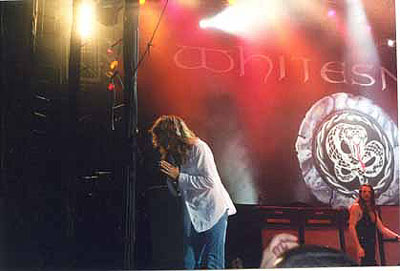 Dave bowing