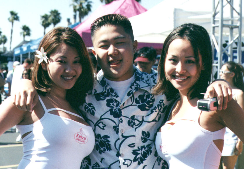 hottiekaizobuddy.jpg (121549 bytes)