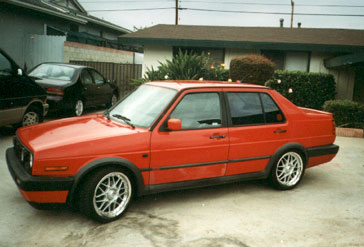 VWred.jpg (26477 bytes)