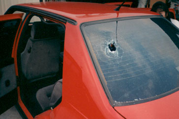 VWredHole.jpg (21340 bytes)