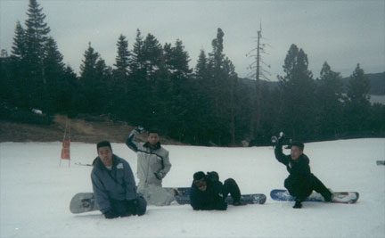 snowbombb18cek.jpg (20562 bytes)