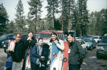 snowgroup4.jpg (33037 bytes)