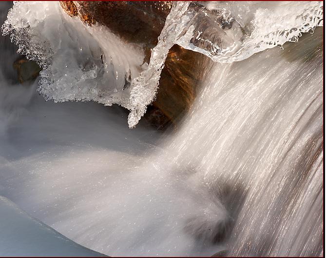 Ice of blind desire melts without fail to become 
the water of enlightenment.