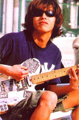  kimutaku looks so...kakoii in this pic ne (o^^o)